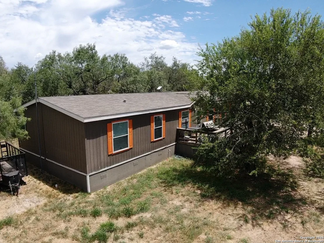 Photo of 1127 County Road 773
