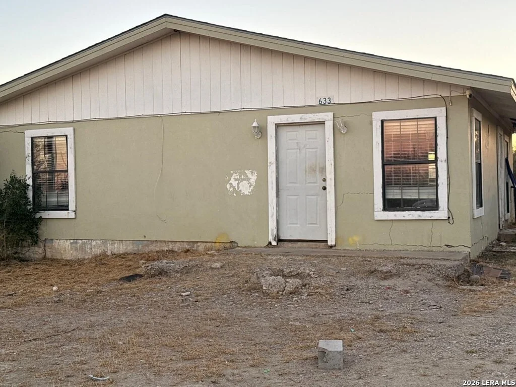Photo of 633 Molina Loop