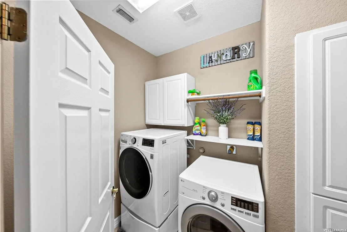 Photo of 9347 Llano Verde