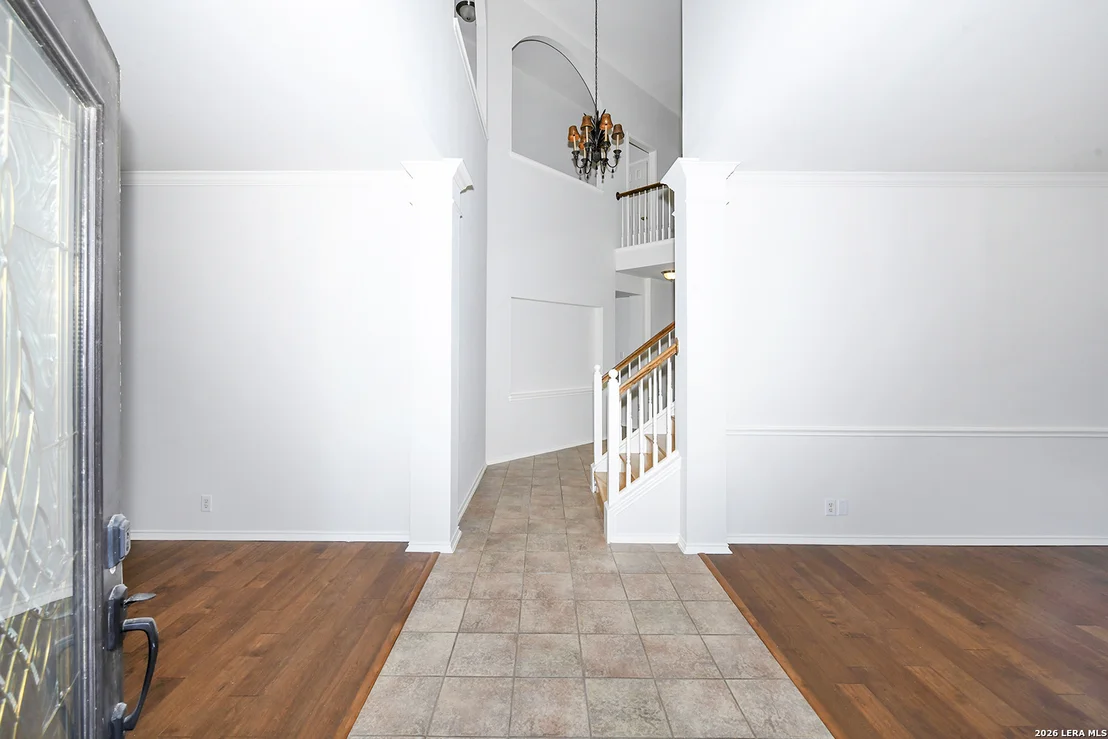 Photo of 1712 Oak Path