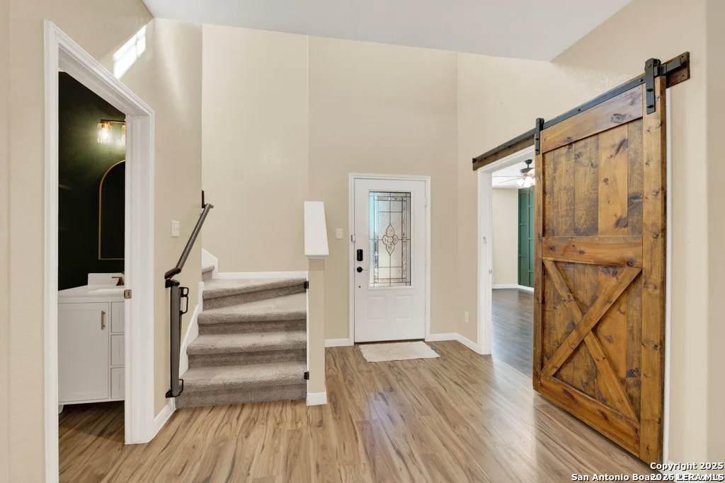 Photo of 6370 Daisy Way