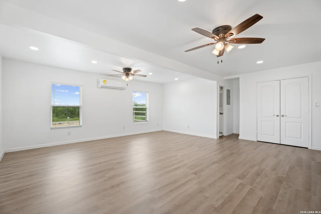 Photo of 8701 County Road 128