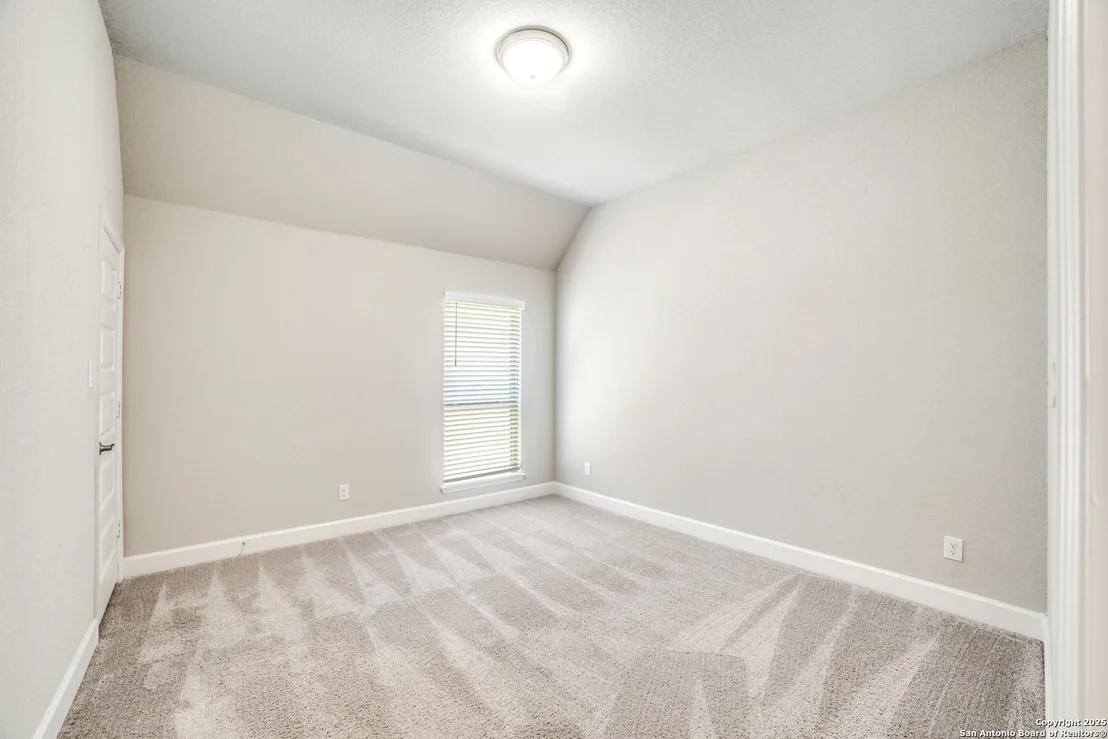 Photo of 2131 Thayer Cove