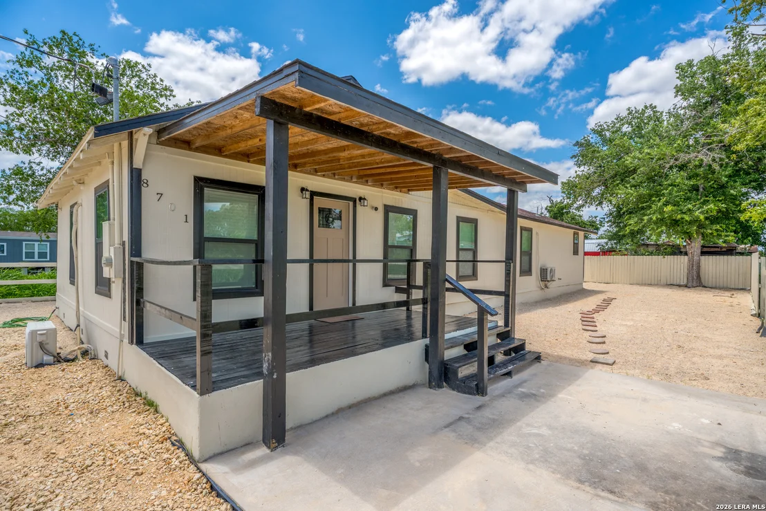 Photo of 8701 County Road 128