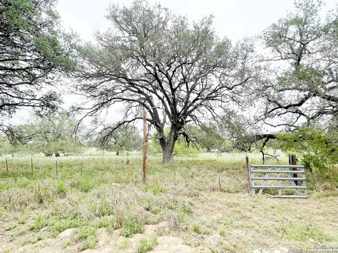 Photo of 1722 COUNTY ROAD 676