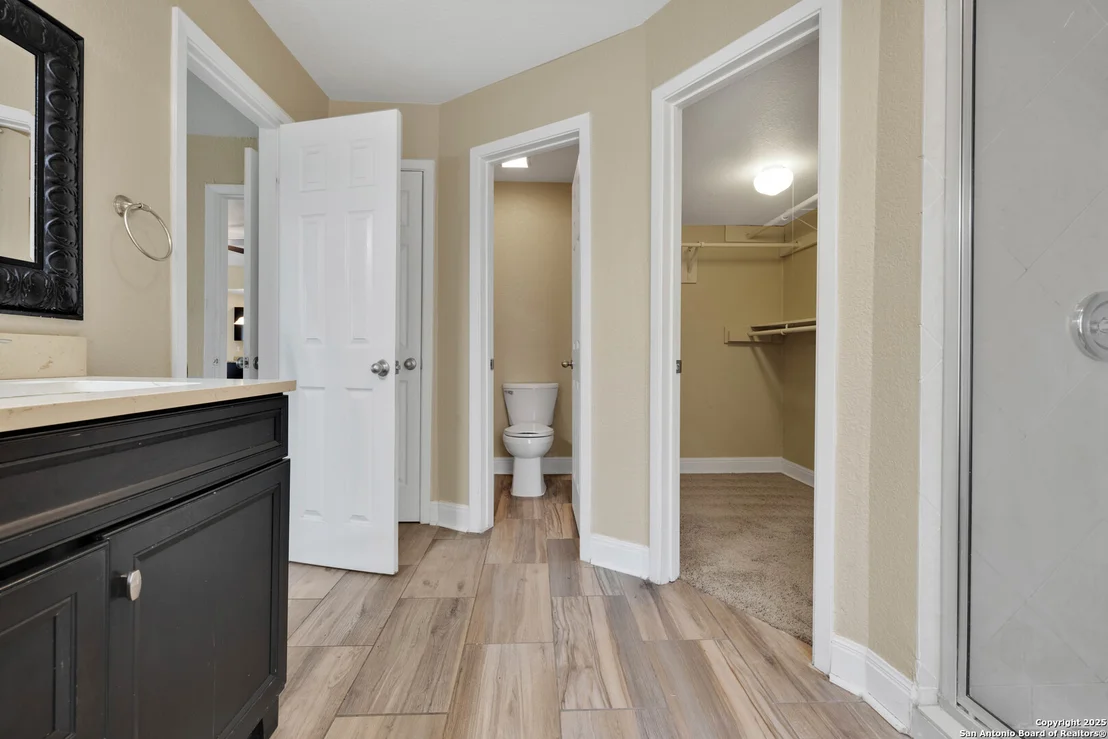 Photo of 6135 Windbrooke