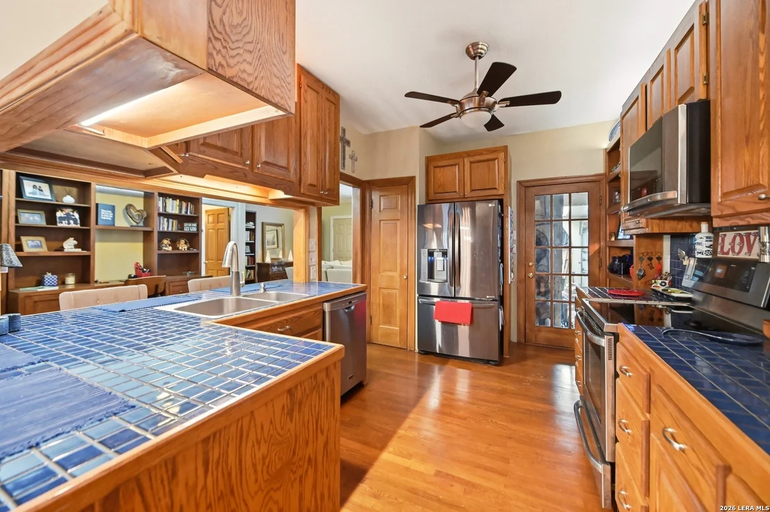 Photo of 237 THORAIN BLVD