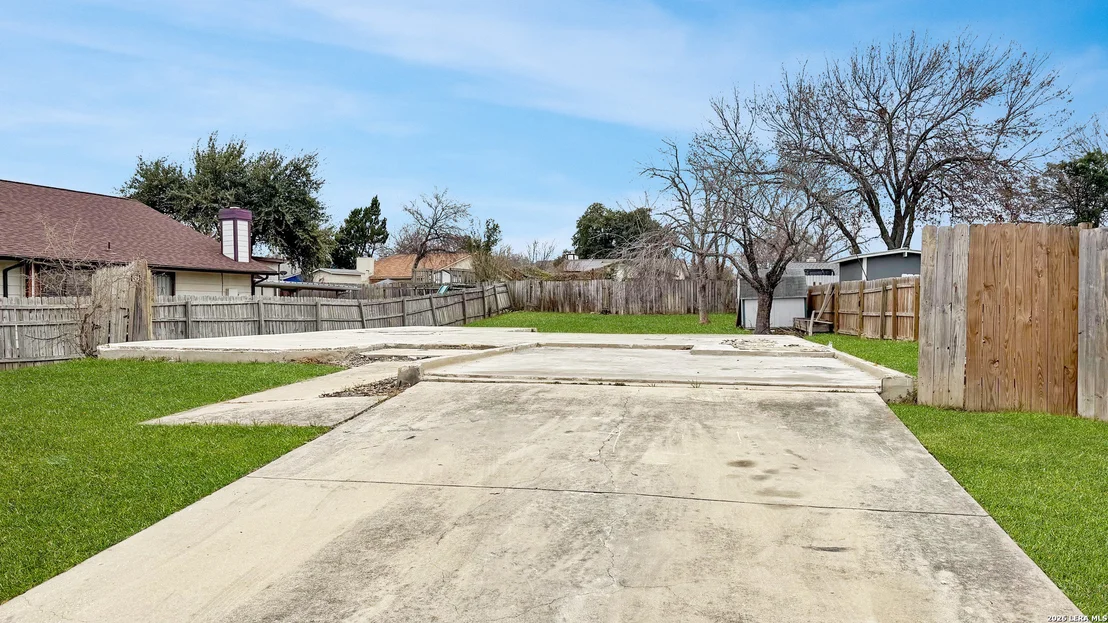 Photo of 223 Saddlebrook