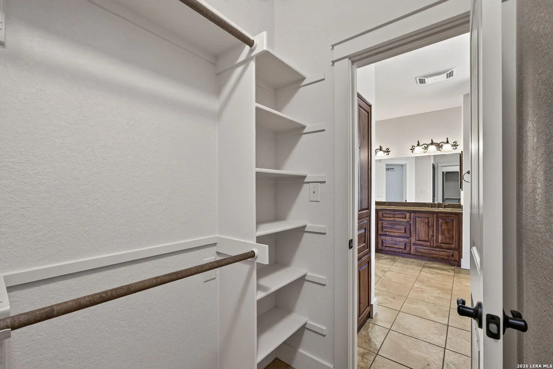 Photo of 1633 CAMDEN LN