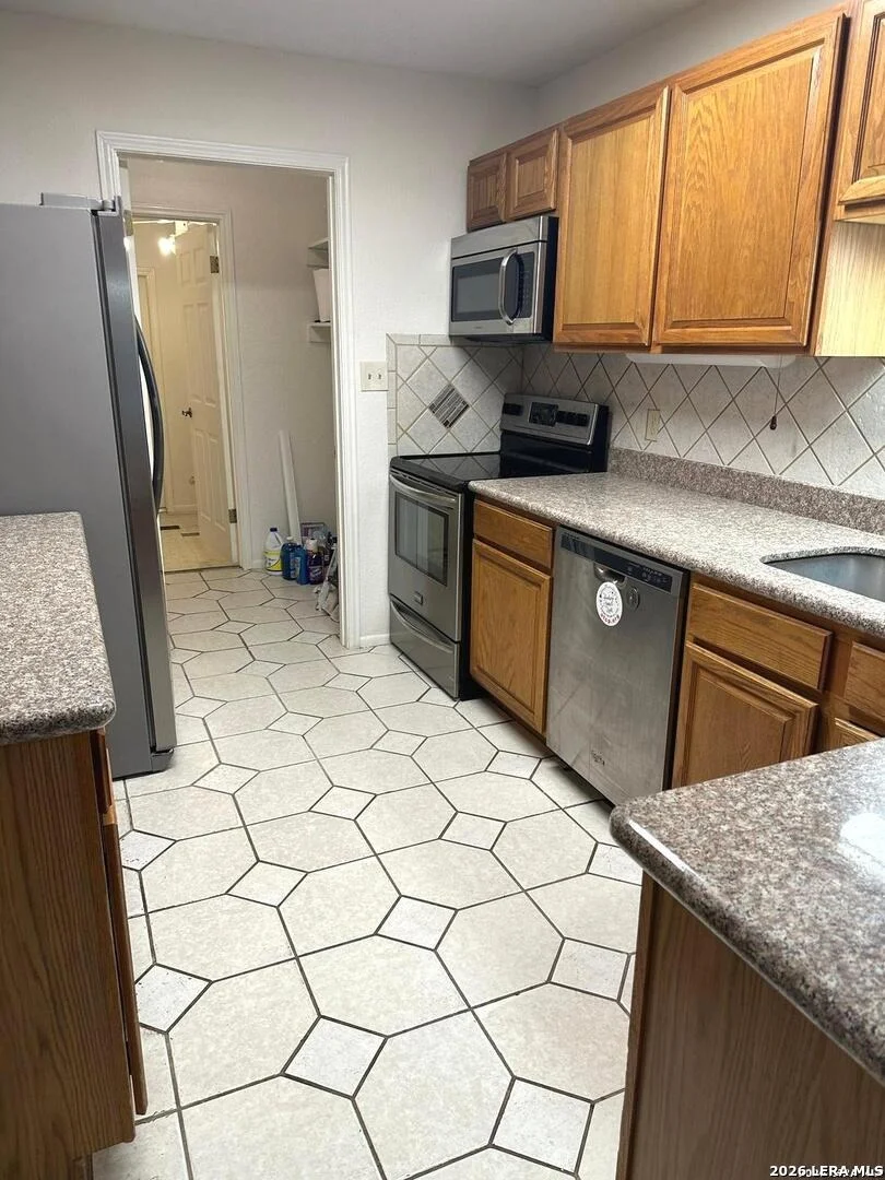 Photo of 336 SOLLOCK DR
