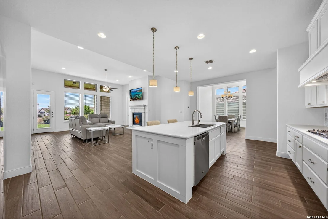 Photo of 23218 Curvado