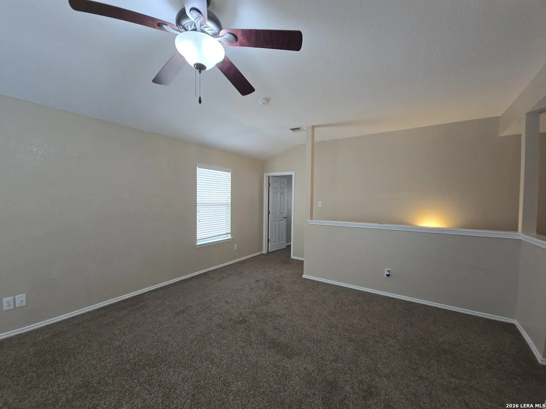 Photo of 1023 AVOCET
