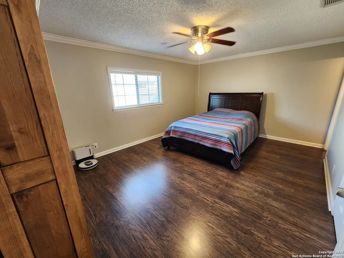 Photo of 6811 Cypress mist