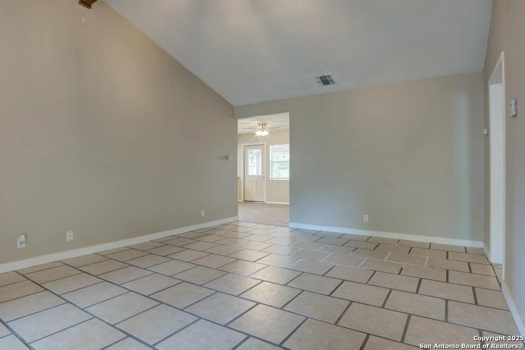 Photo of 7115 Whittney