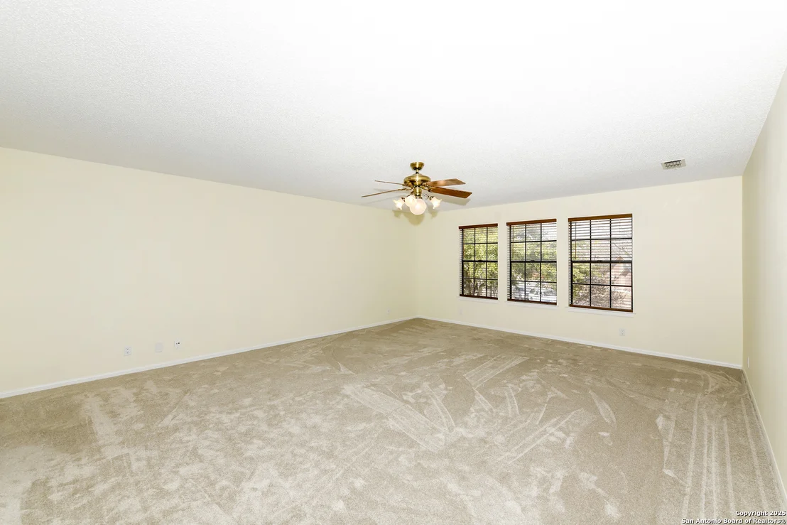 Photo of 4118 CLIFF RUN