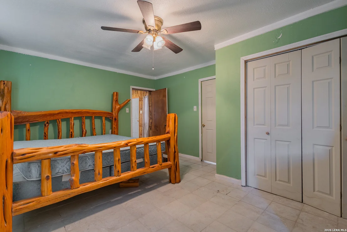 Photo of 819 N Comal