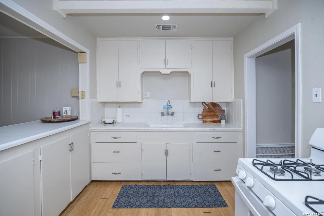 Photo of 159 SHRINE AVE