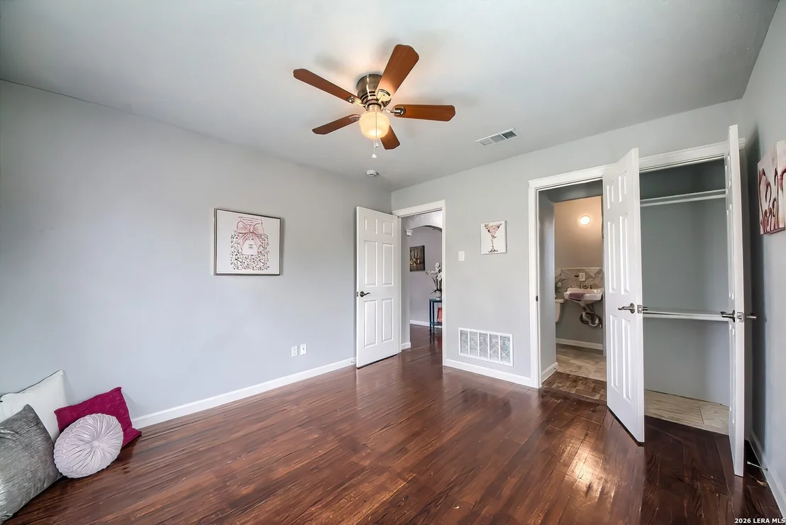 Photo of 3341 Cato