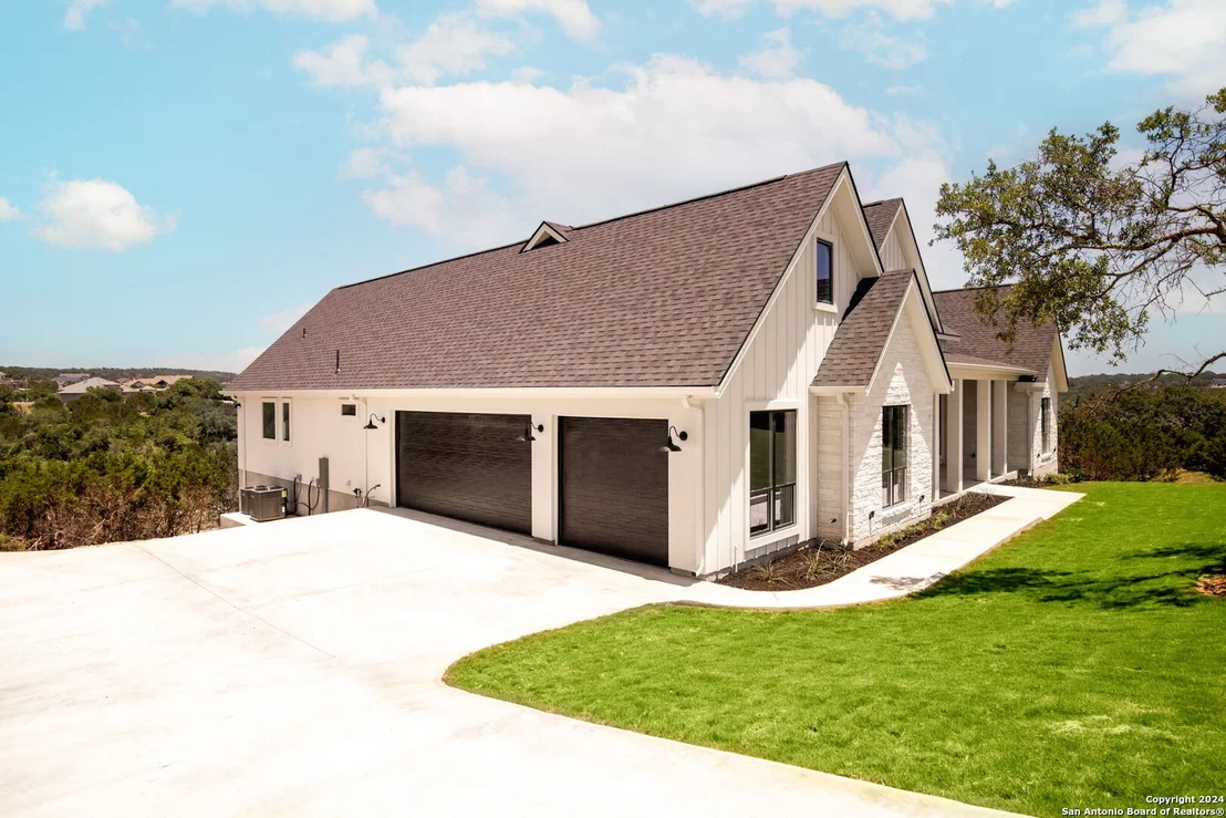 Photo of 2211 Meritage
