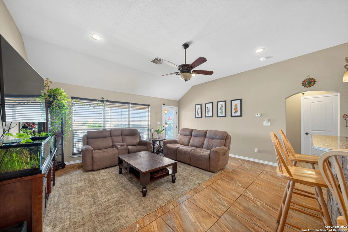 Photo of 1666 Vista View