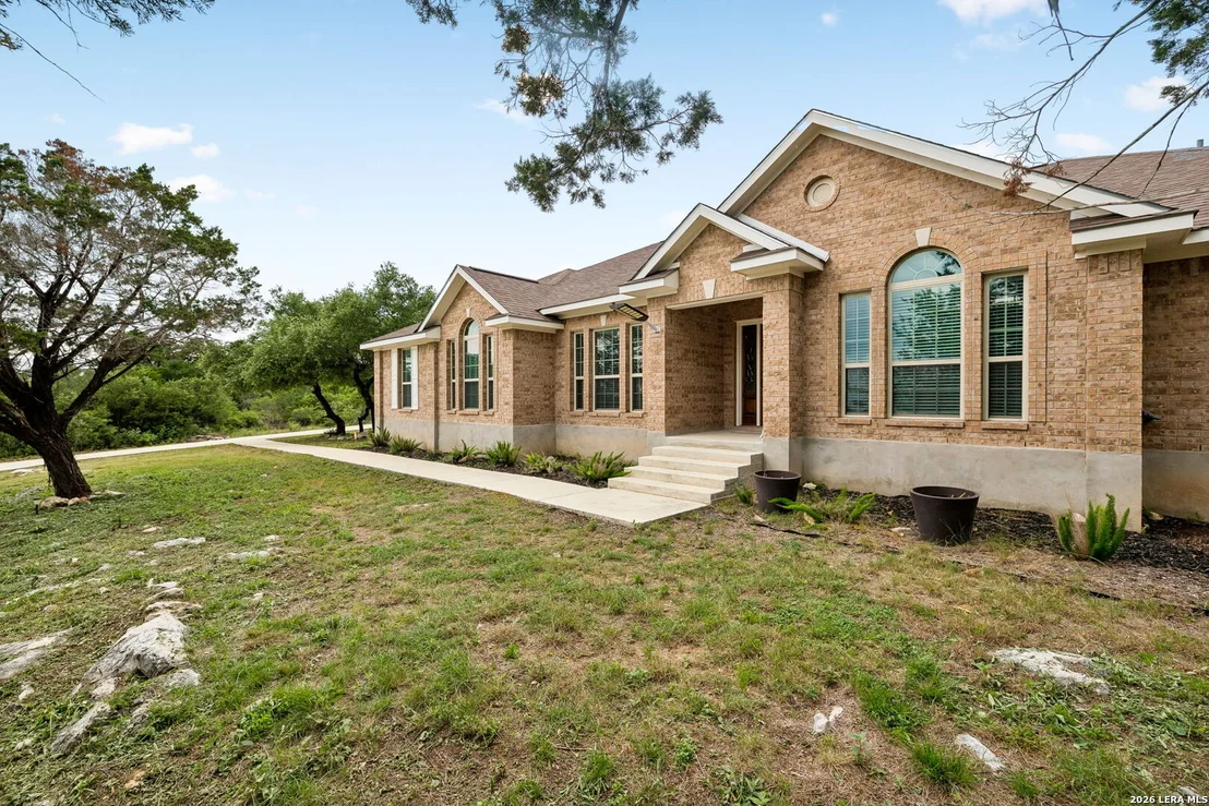 Photo of 1544 COUNTY ROAD 2801 E