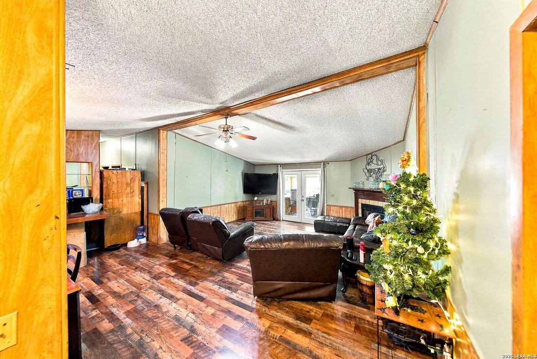Photo of 103 Bob White Dr