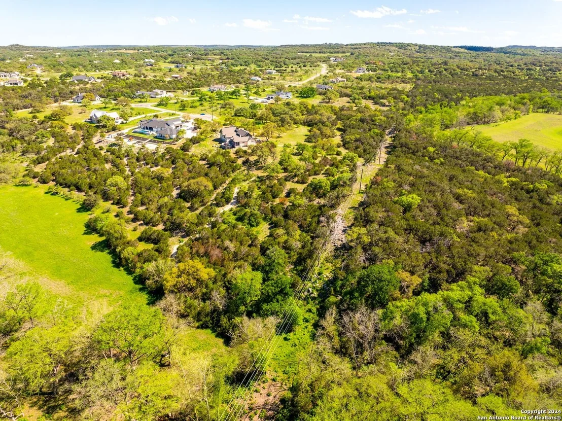 Photo of 98 SABINAS RIDGE RD