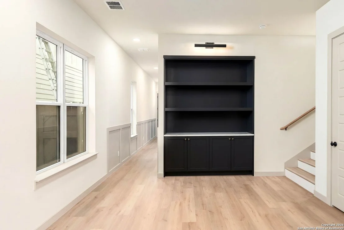 Photo of 118 San Antonio Blvd