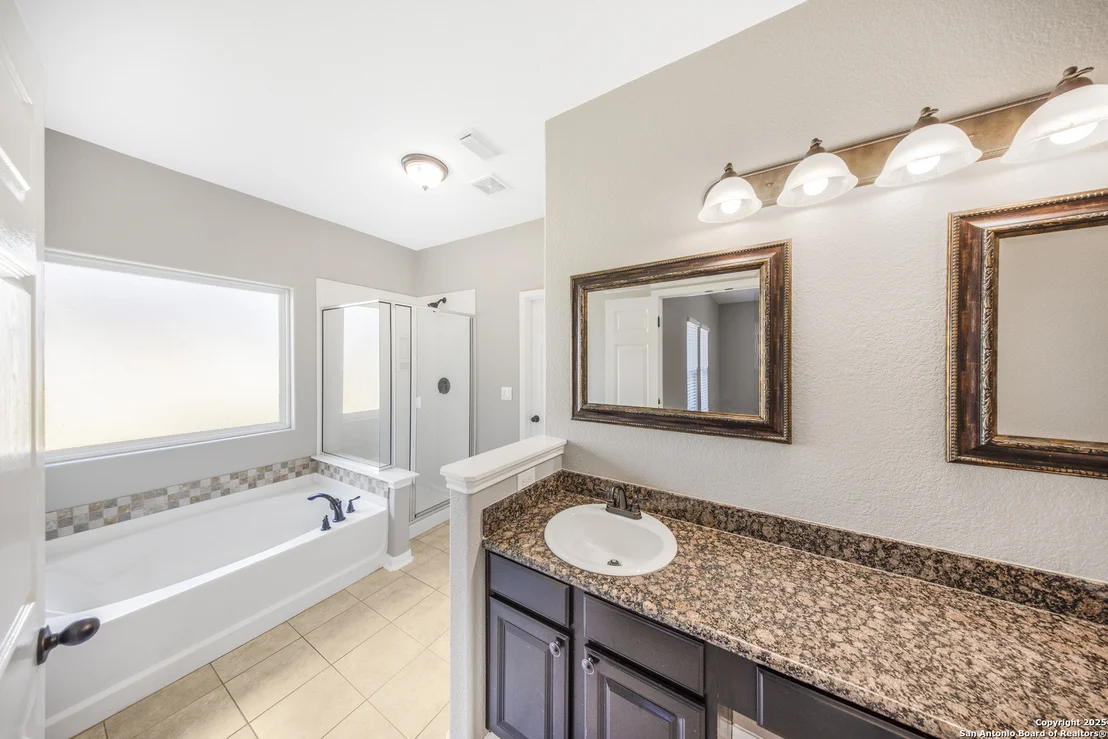 Photo of 3949 Whisper Pt