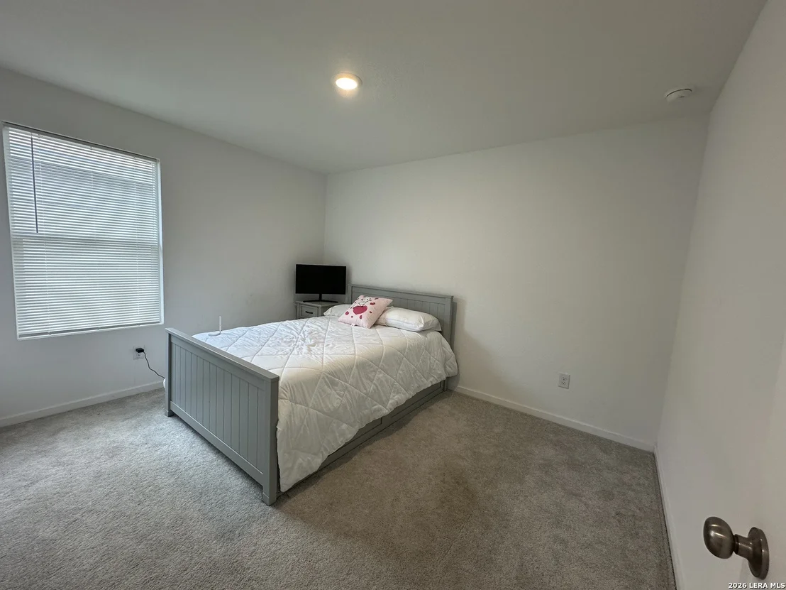 Photo of 3735 Moon Hill