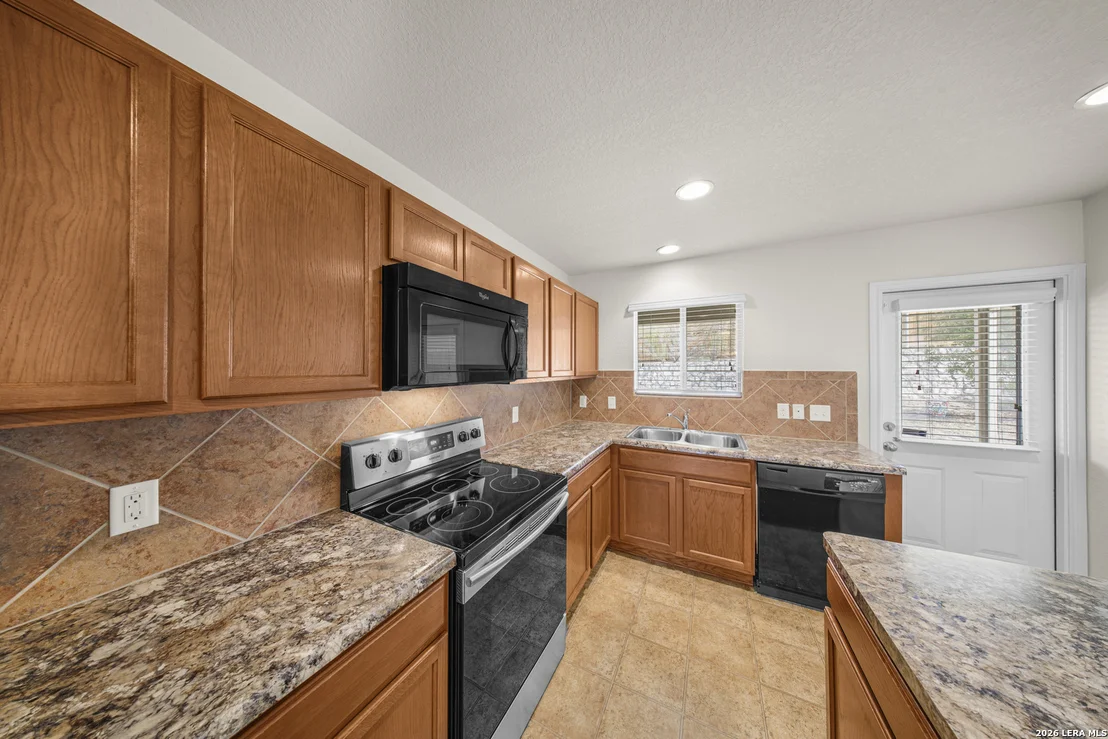 Photo of 7715 Paraiso Hvn