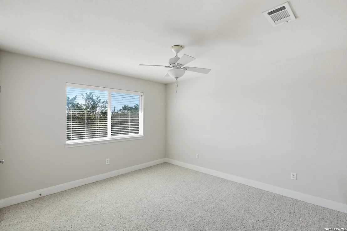 Photo of 1620 Point Vw
