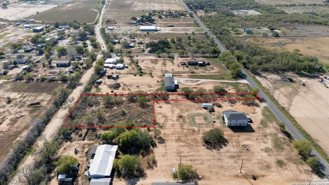 Photo of 2240 COUNTY ROAD 5710