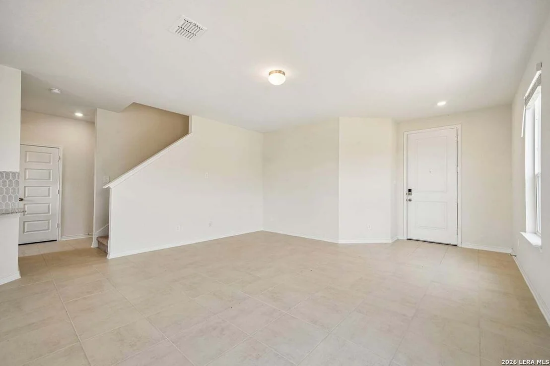 Photo of 10018 JAGGER AVENUE