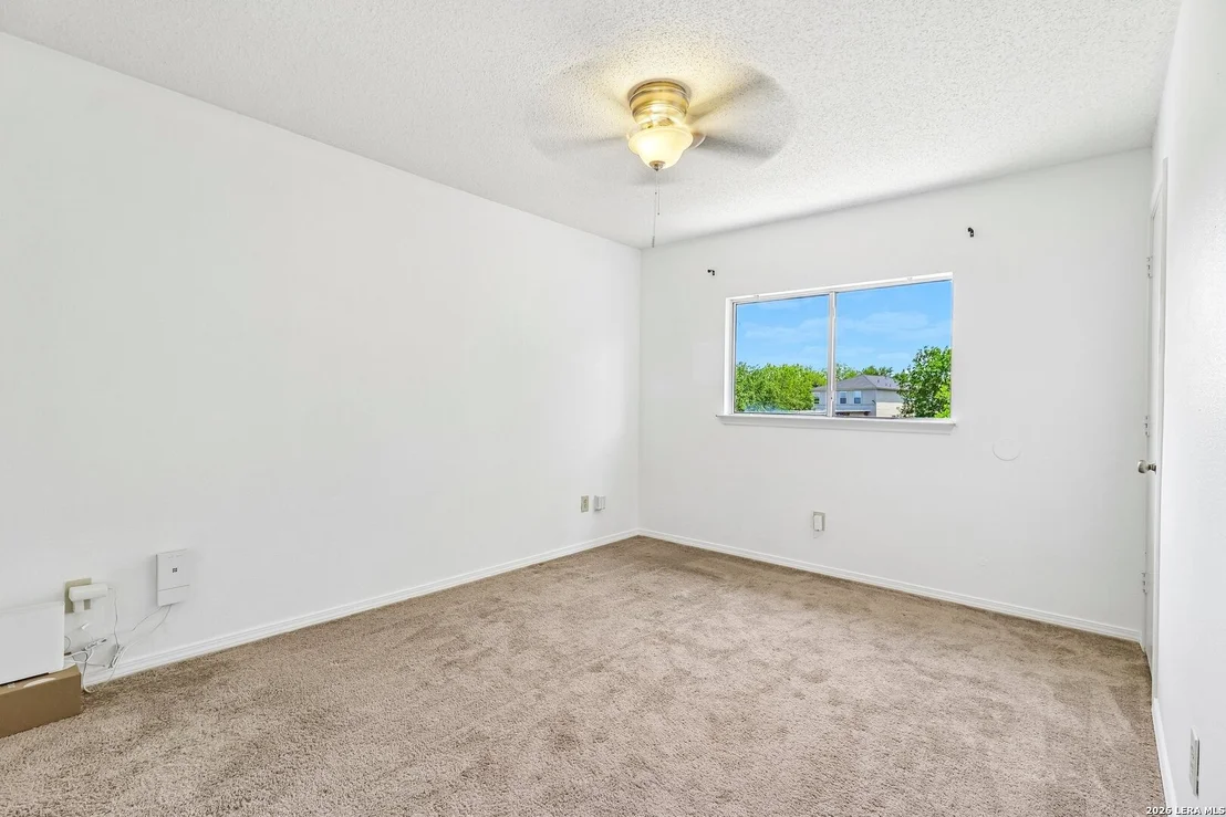 Photo of 10132 SUNSET PL