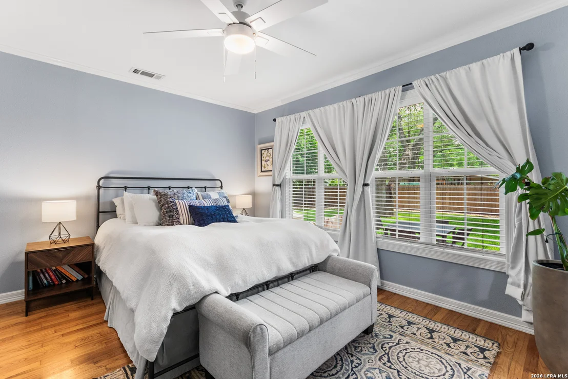 Photo of 318 BREES BLVD