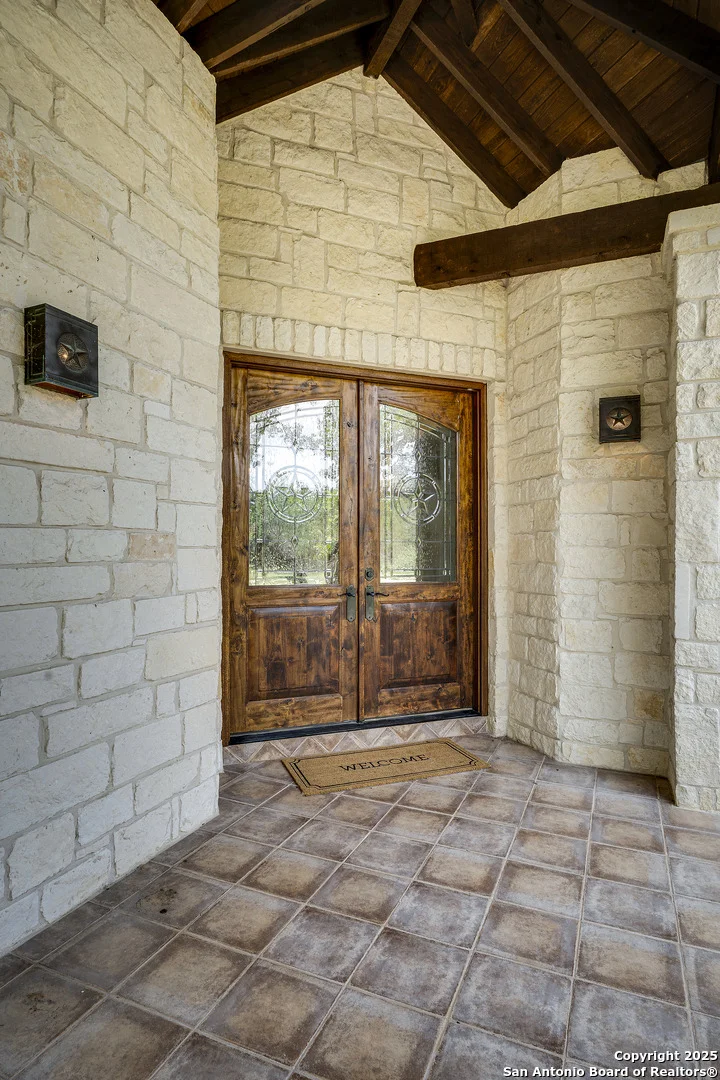 Photo of 112 Legend Hollow