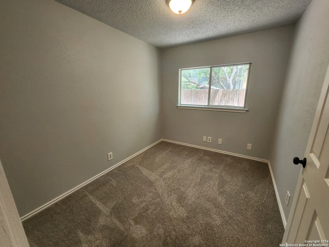Photo of 2666 JADE HL