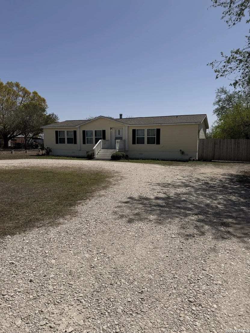 Photo of 2462 Chase Road