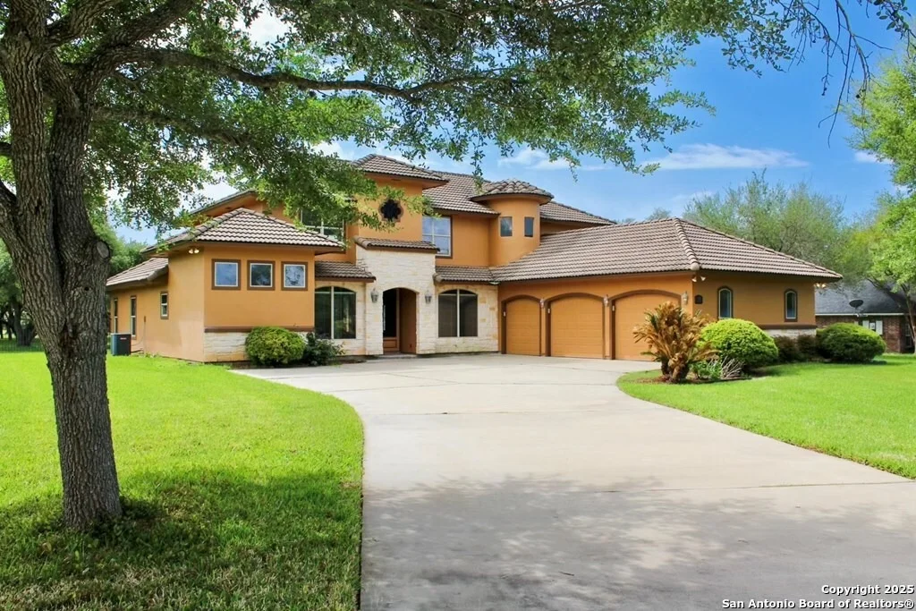 Photo of 203 Fairway Ridge