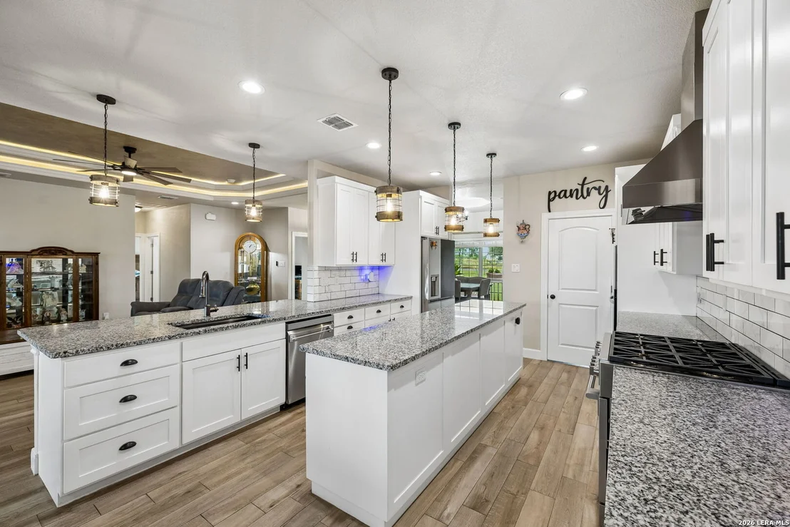 Photo of 9691 Crow Ln