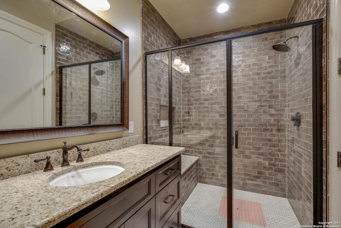 Photo of 11420 MONTELL PT