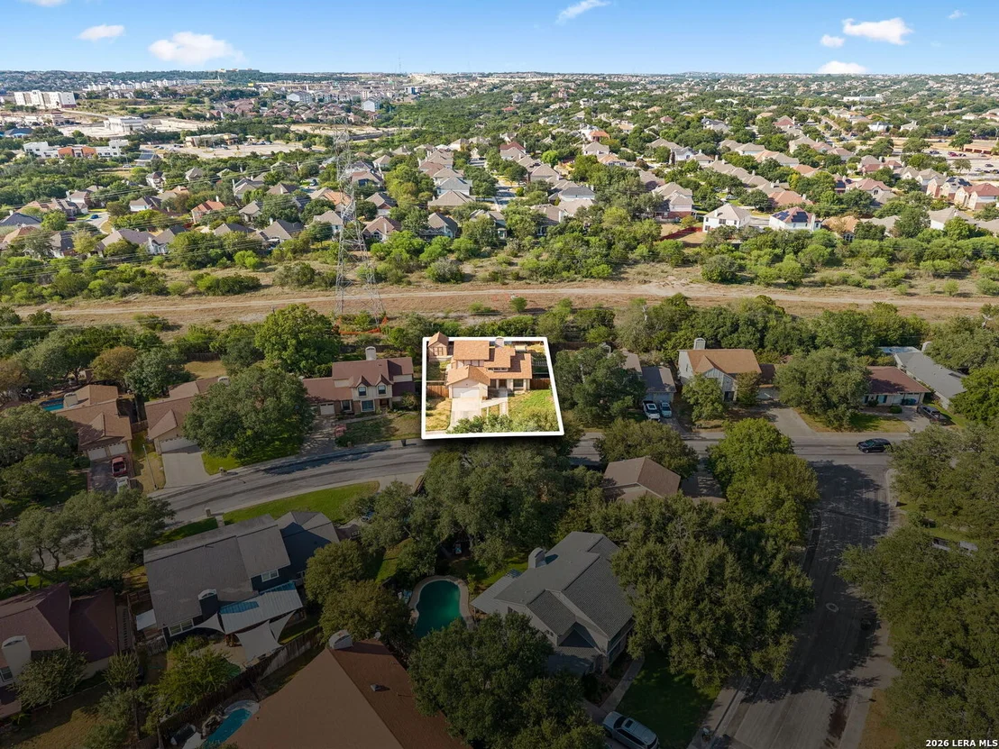 Photo of 2127 Oak Bnd