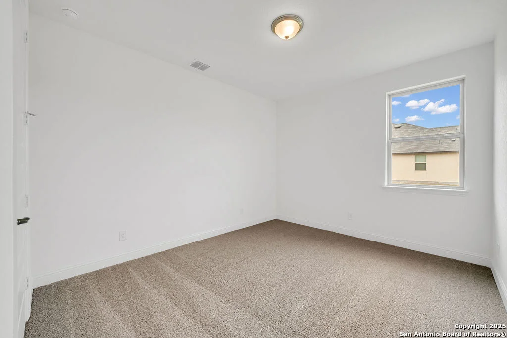 Photo of 5306 Guston Hall