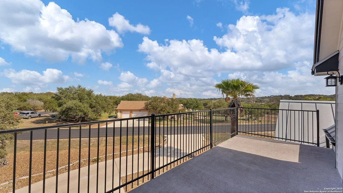 Photo of 725 Winding View
