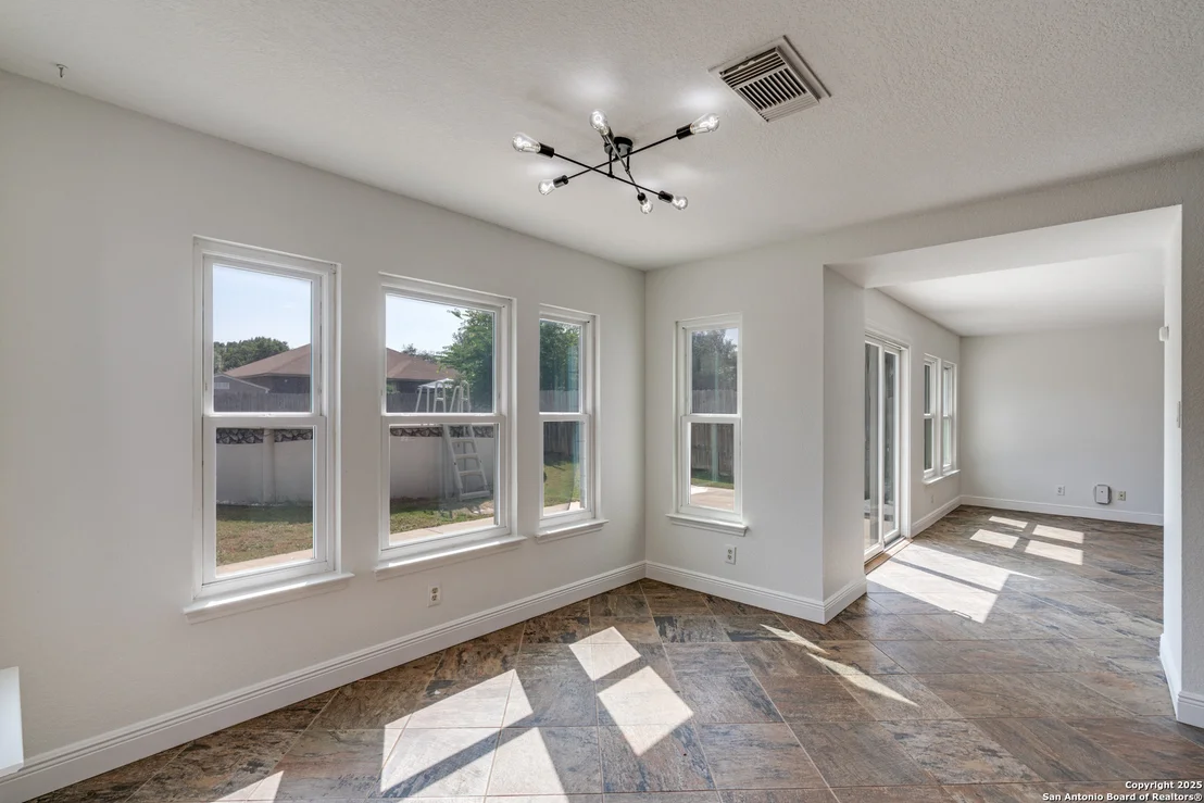 Photo of 6230 Higbee