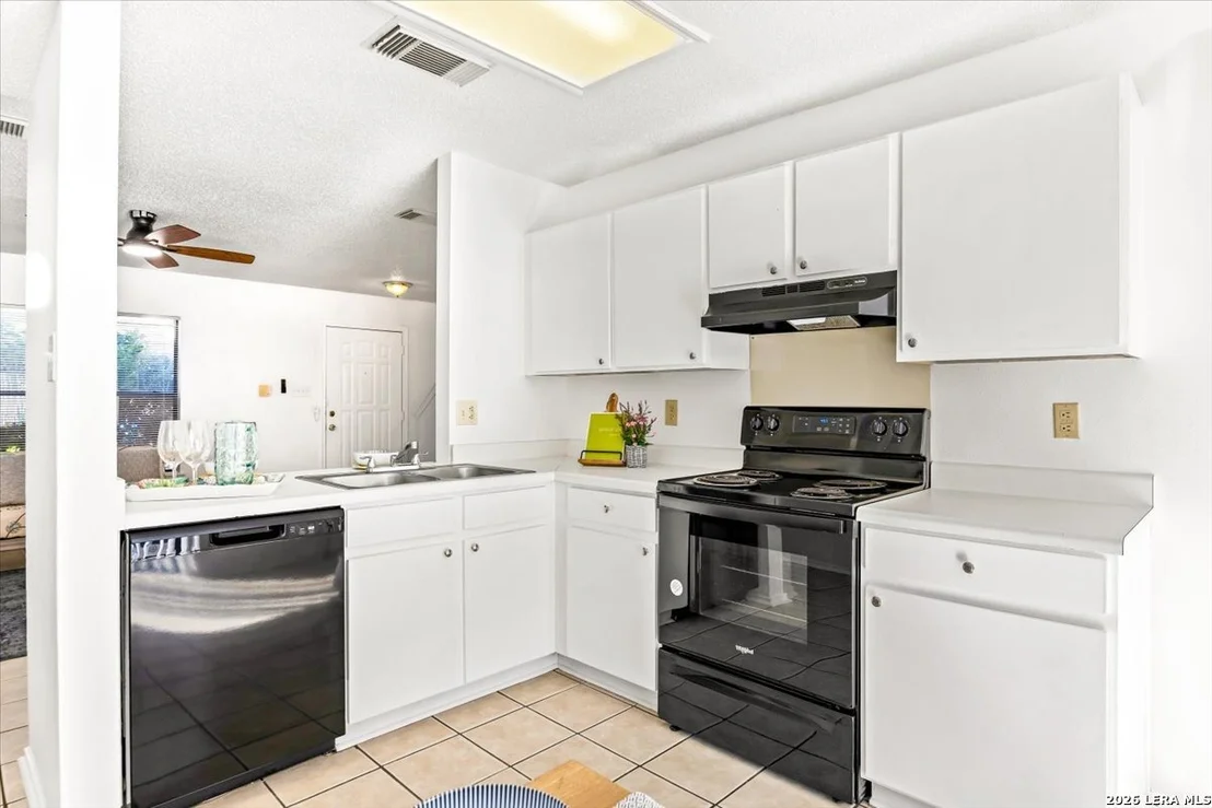 Photo of 5006 Kenton Trce