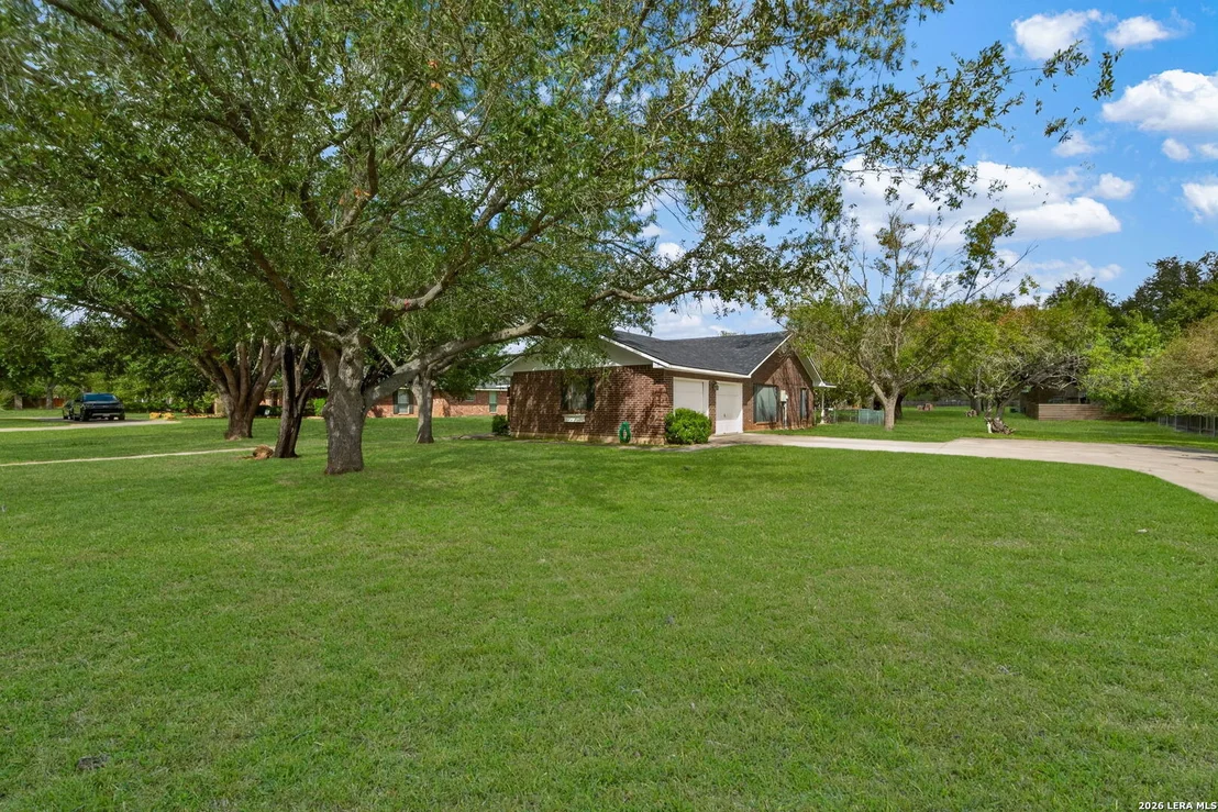 Photo of 1704 STRAIT LN