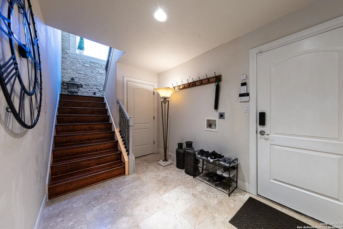 Photo of 112 Los Colinas