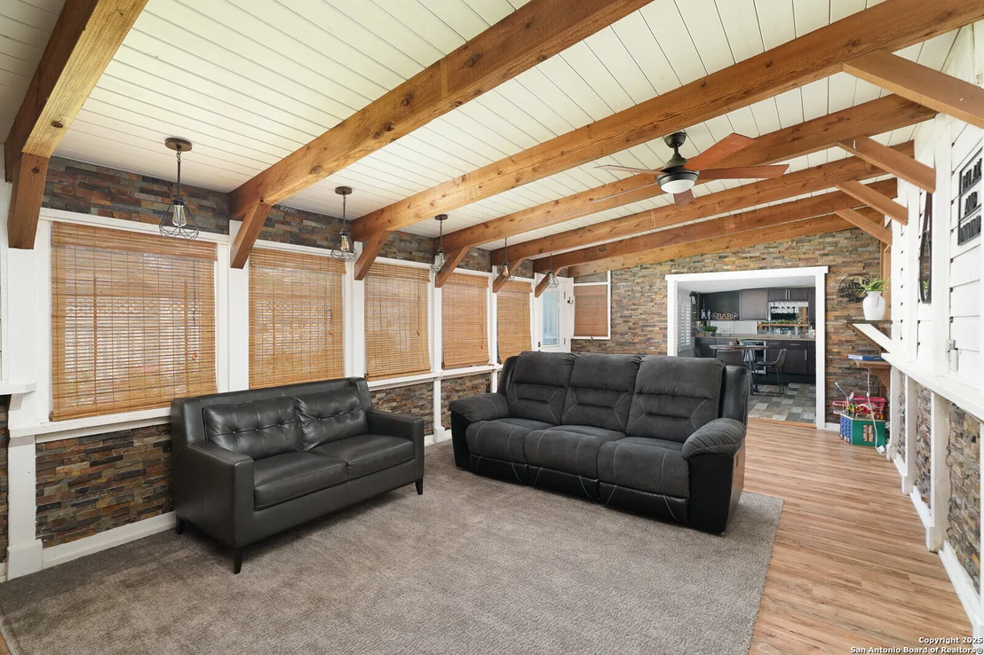 Photo of 311 Redcliff